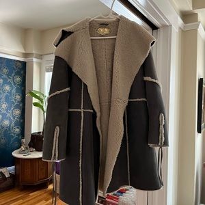 Free People lamb shearling winter coat. XS. Super cozy